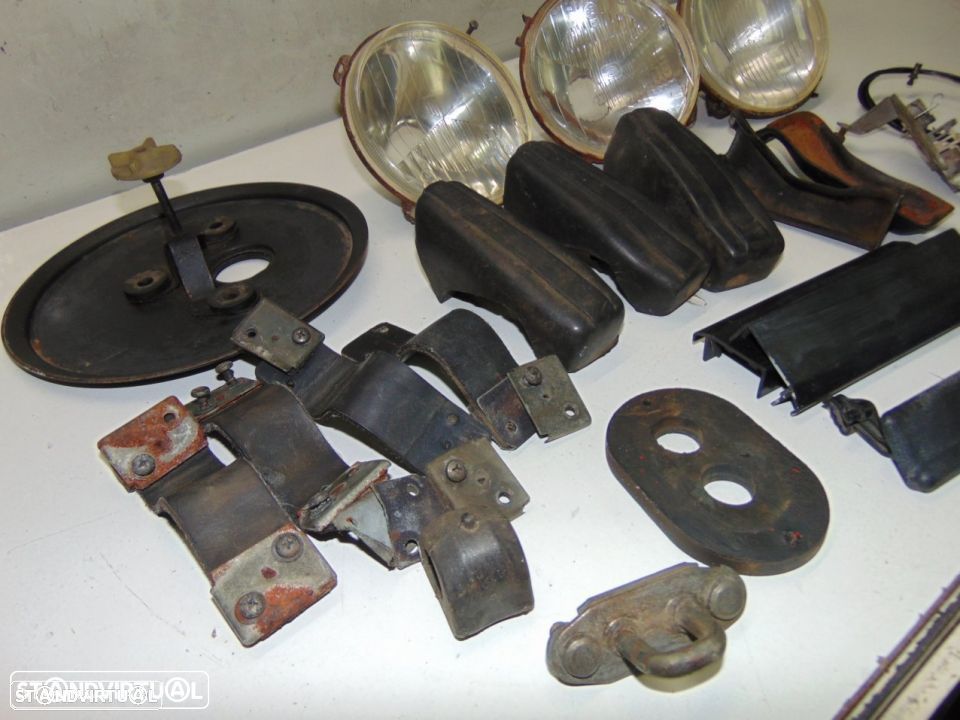 Renault 4L - Várias peças pequenas - 6