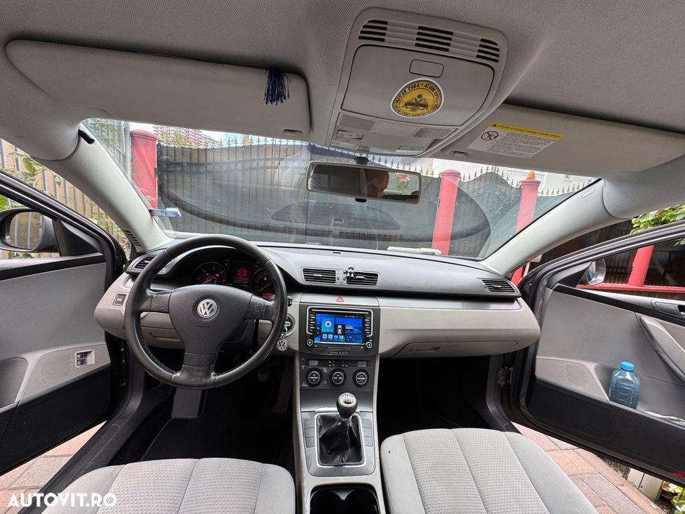 Volkswagen Passat 2.0TDI Highline DPF - 4
