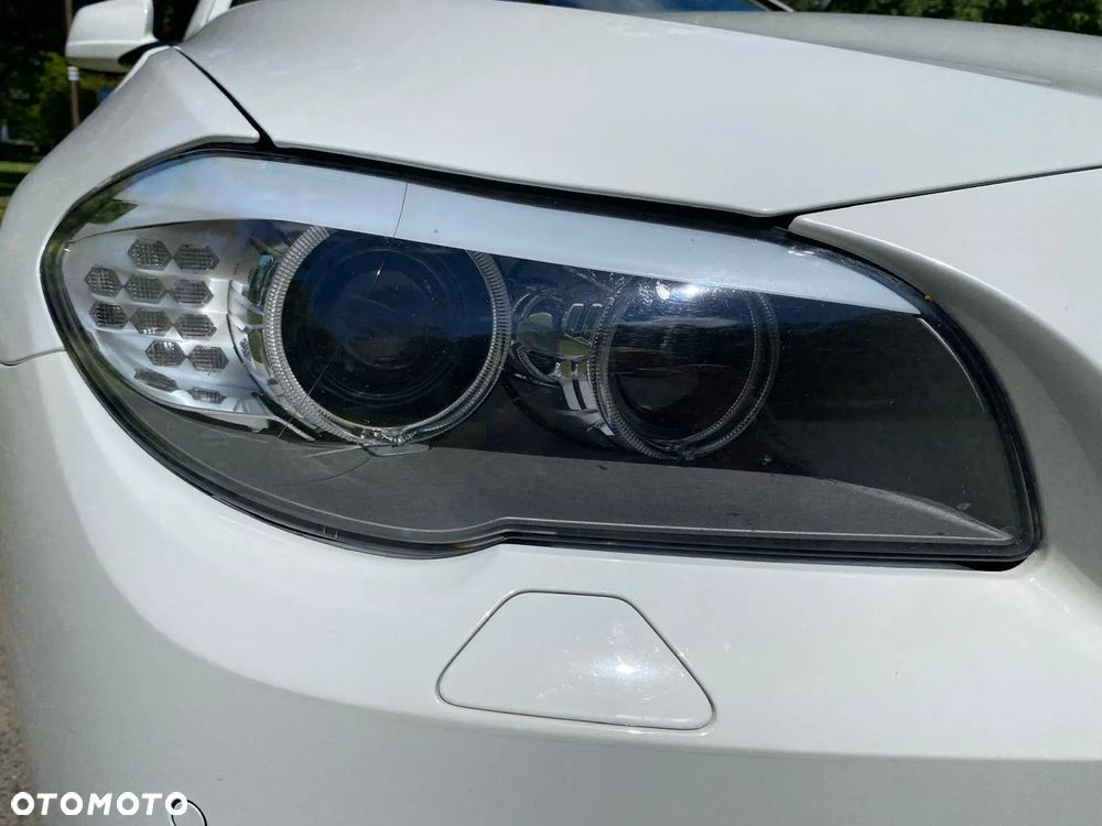 BMW Seria 5 528i xDrive - 3