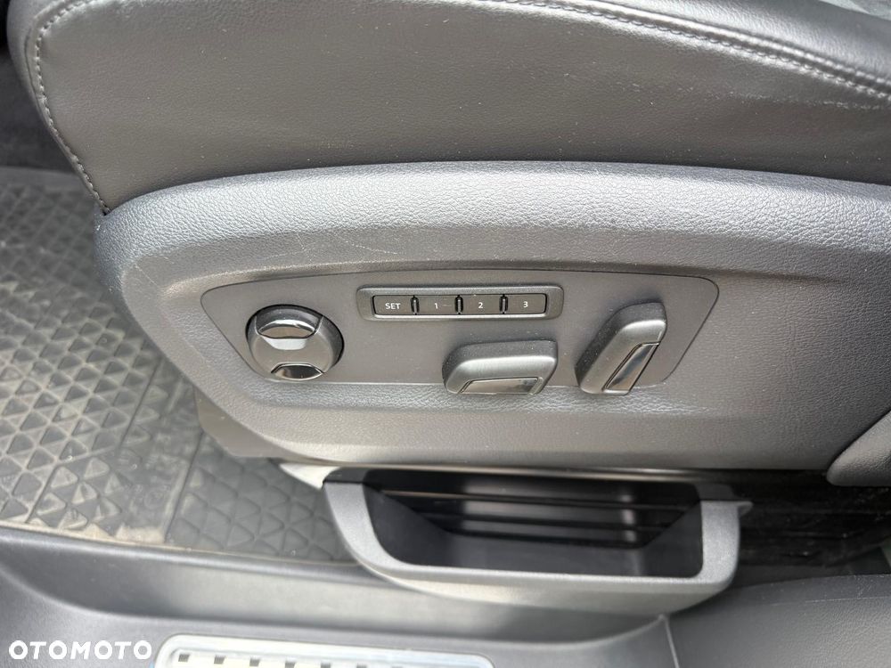 Volkswagen Multivan 2.0 TDI L1 Highline 4Motion DSG - 13