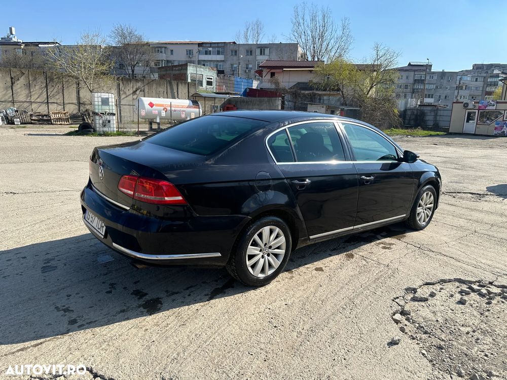 Volkswagen Passat 2.0 TDI BlueMotion Tehnology 4Motion Highline DSG - 11