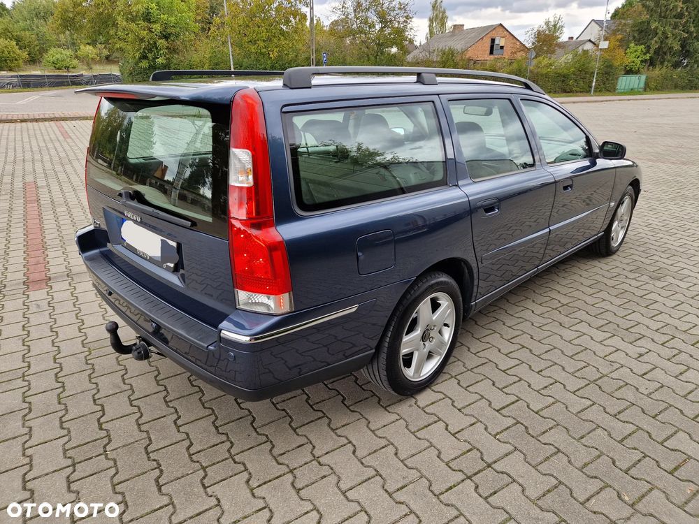 Volvo V70 2.4D Summum - 7