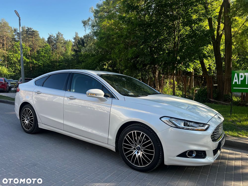 Ford Fusion - 2