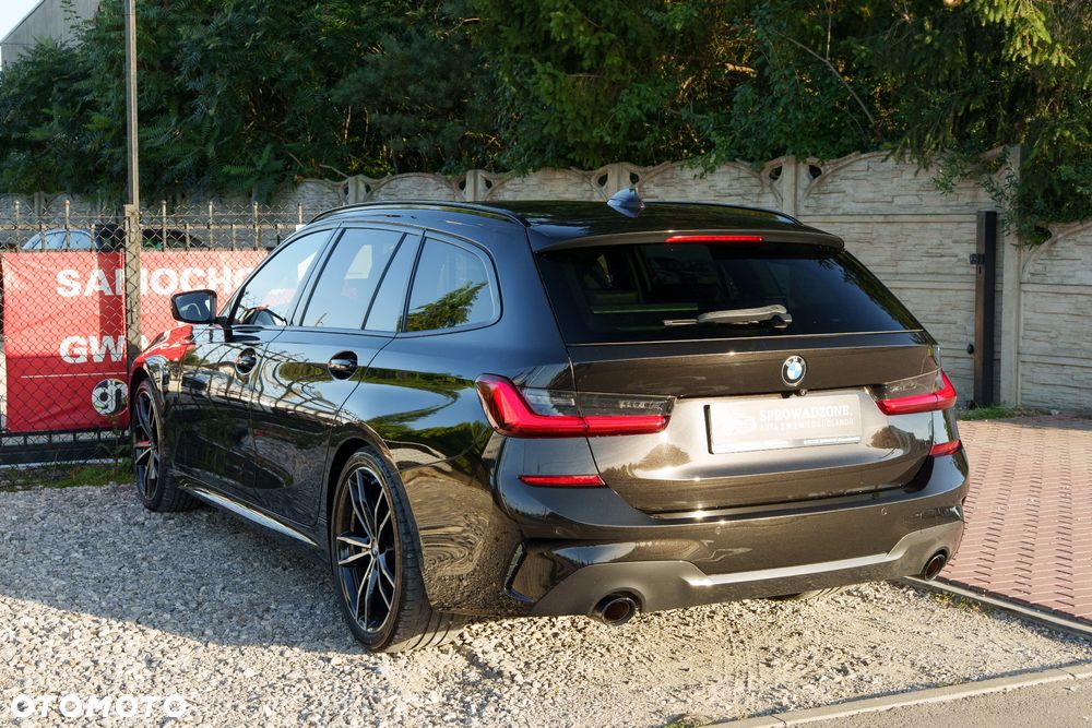 BMW Seria 3 320i Edition M Sport Shadow - 36