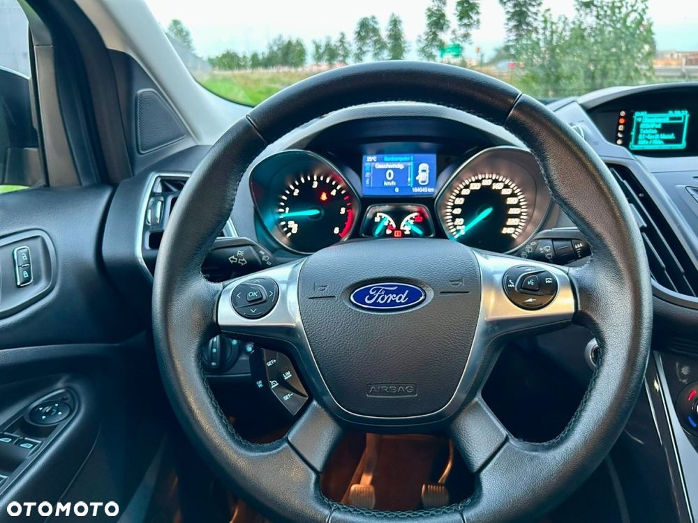 Ford Kuga - 34