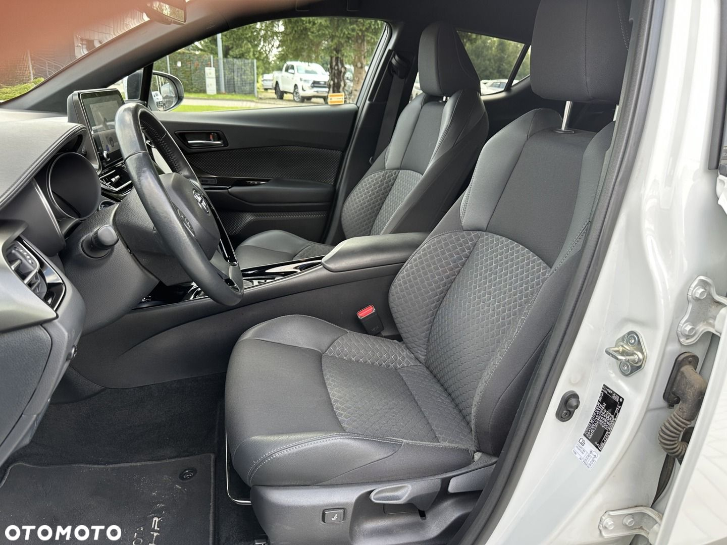 Toyota C-HR 1.8 Hybrid Style - 12