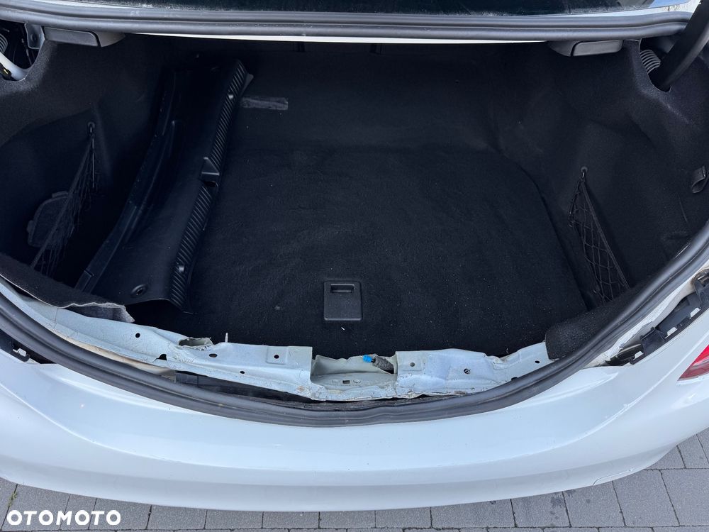 Mercedes-Benz Klasa C AMG 43 4Matic 9G-TRONIC - 14