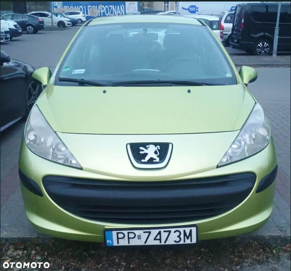 Peugeot 207 1.4 16V Trendy - 2