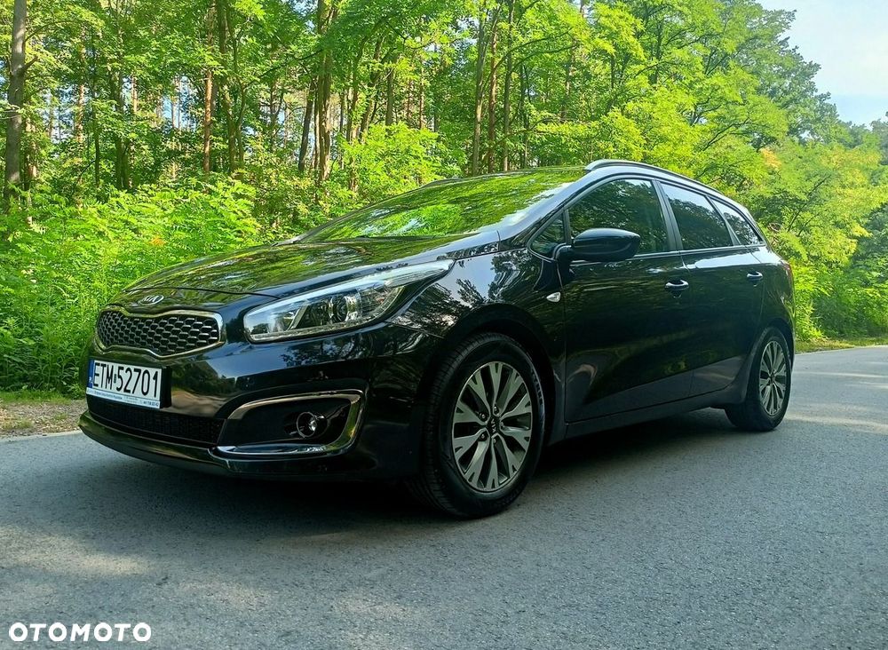 Kia Ceed - 30