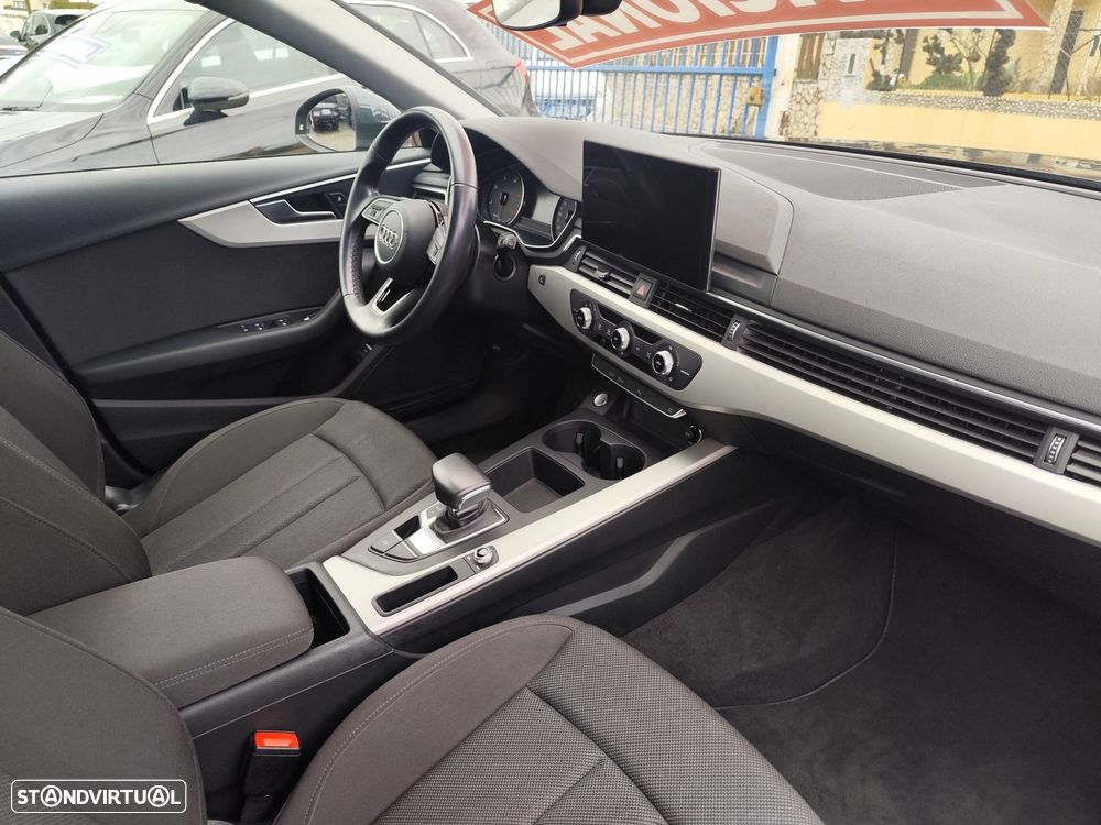 Audi A4 Avant 30 TDI S tronic - 25