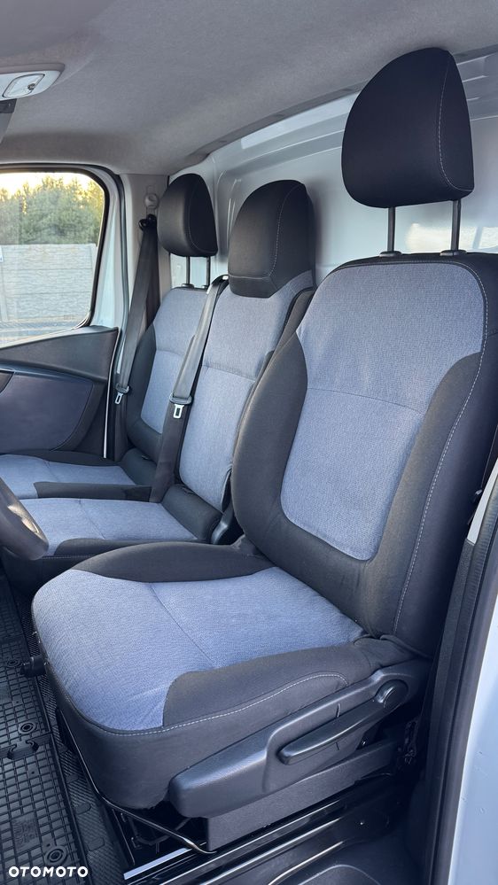 Opel VIVARO, Salon Polska LONG - 23