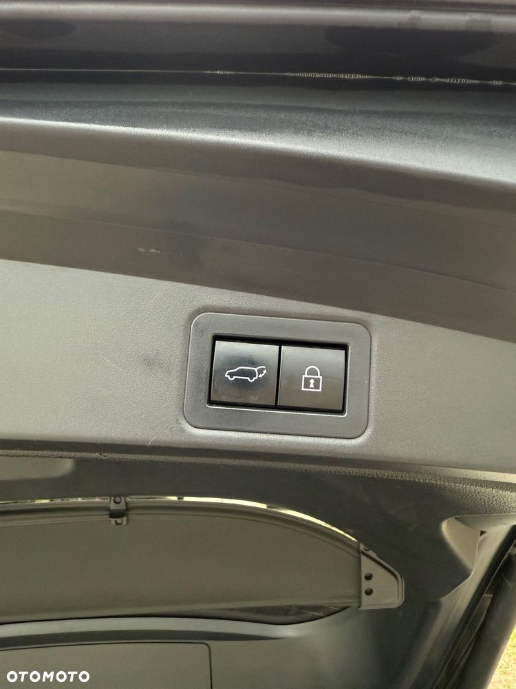 Toyota Corolla 1.8 Business Edition - 17