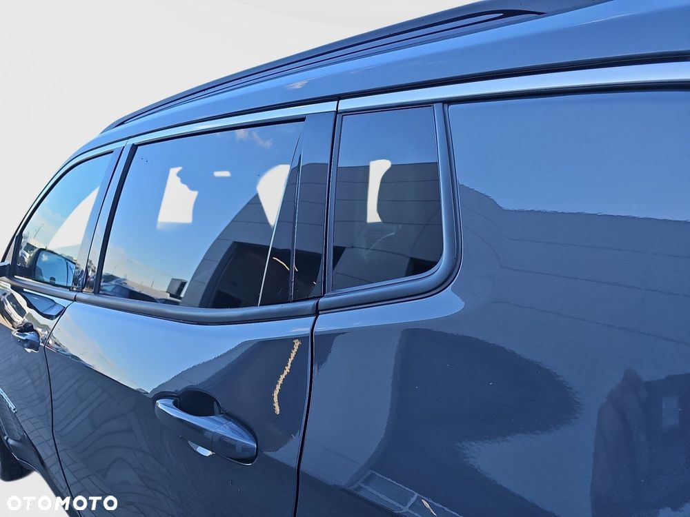 Jeep Compass - 12