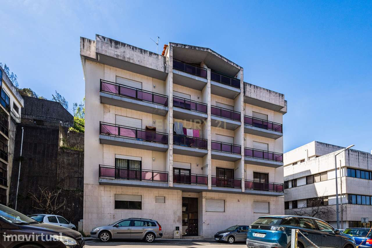Oportunidade de Investimento - T3 no centro da cidade - Grande imagem: 2/25