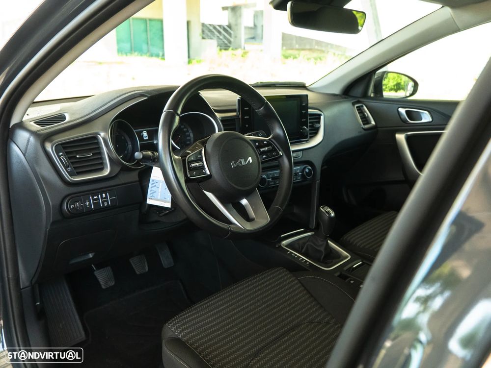 Kia XCeed - 11