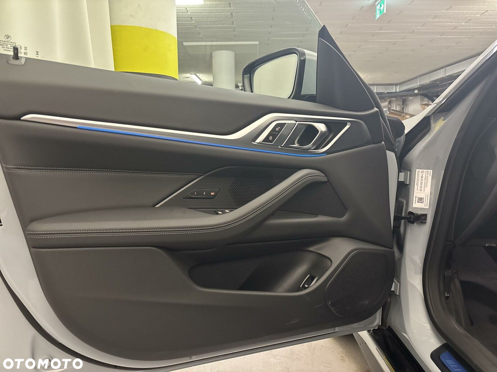 BMW i4 - 11