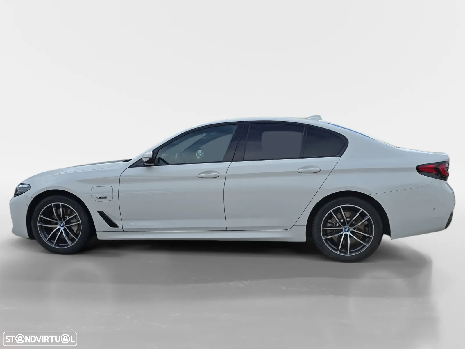 BMW 530 e Pack M - 3