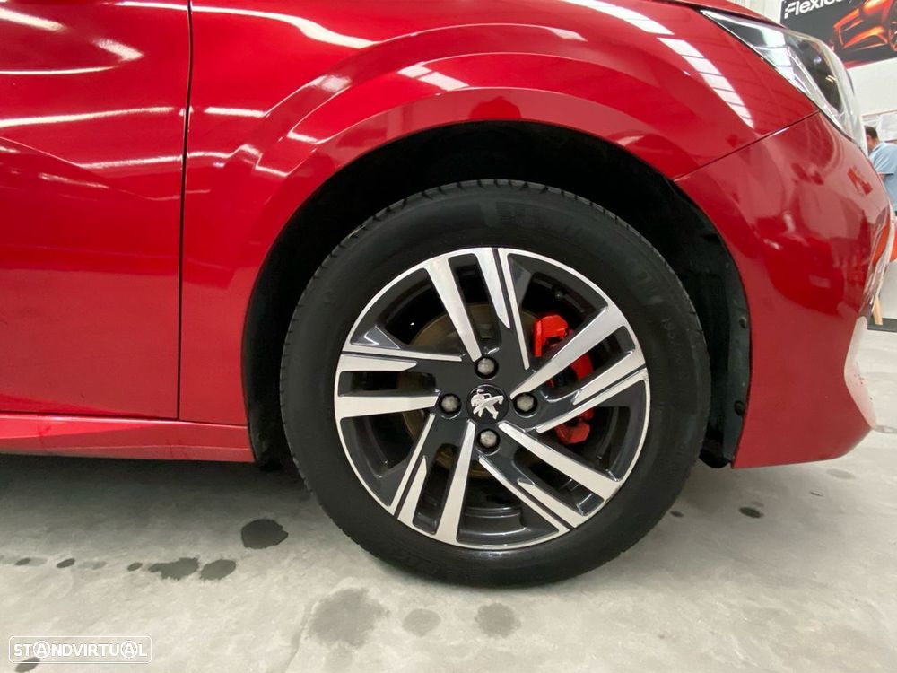 Peugeot 208 1.2 PureTech Allure EAT8 - 21