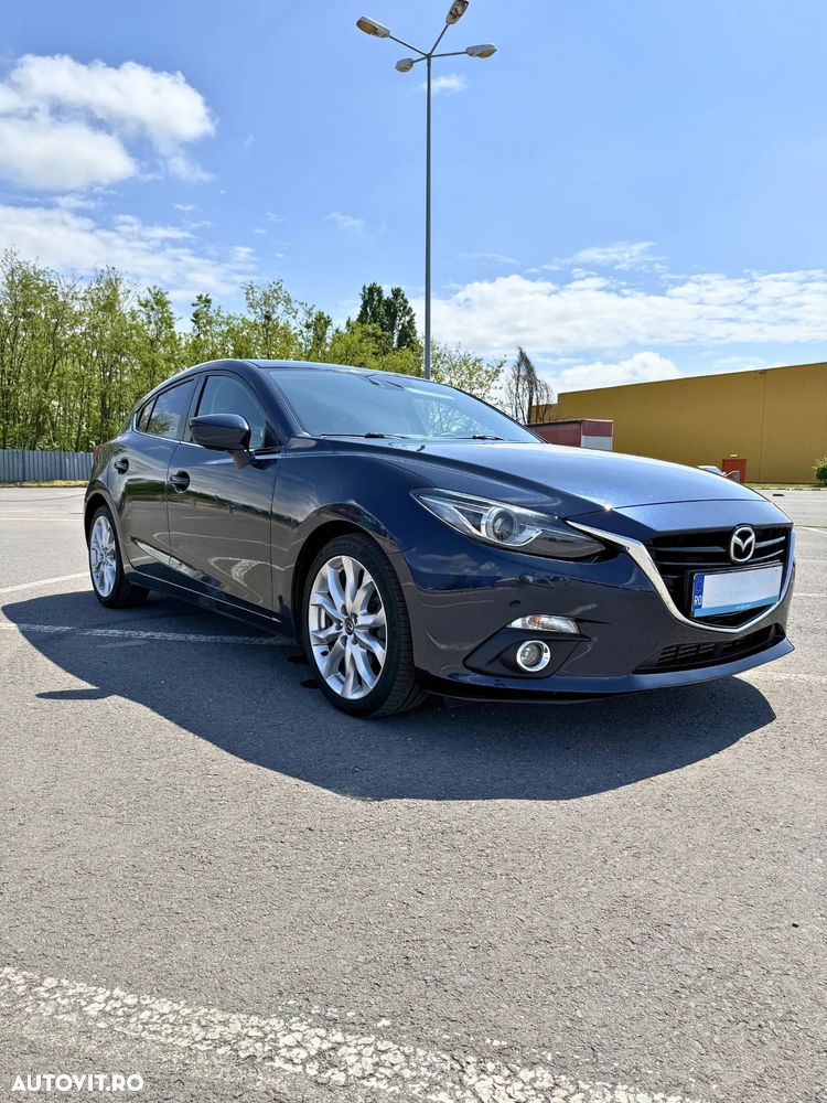 Mazda 3 SKYACTIV-D 150 Automatik Sports-Line - 2