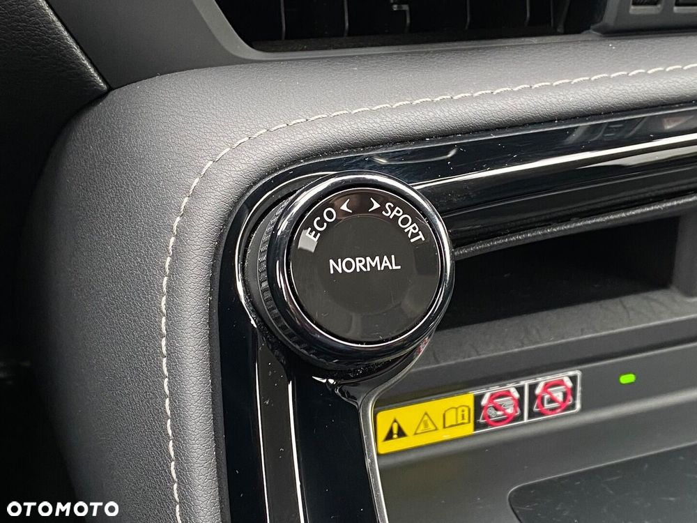 Lexus NX 350h Prestige AWD - 24