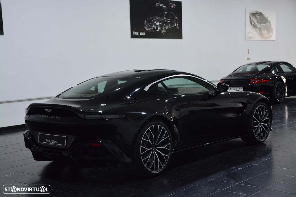 Aston Martin Vantage Coupe V8 - 18