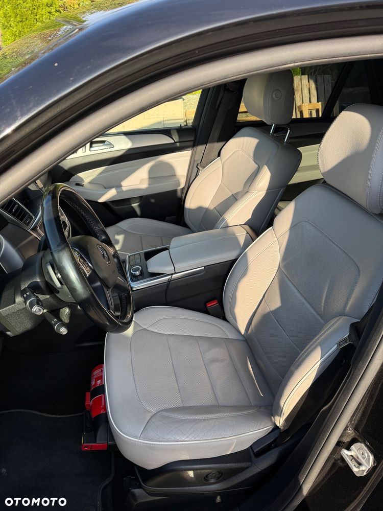 Mercedes-Benz ML 2012