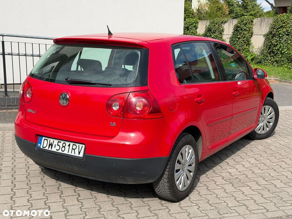 Volkswagen Golf 1.6 Comfortline - 3