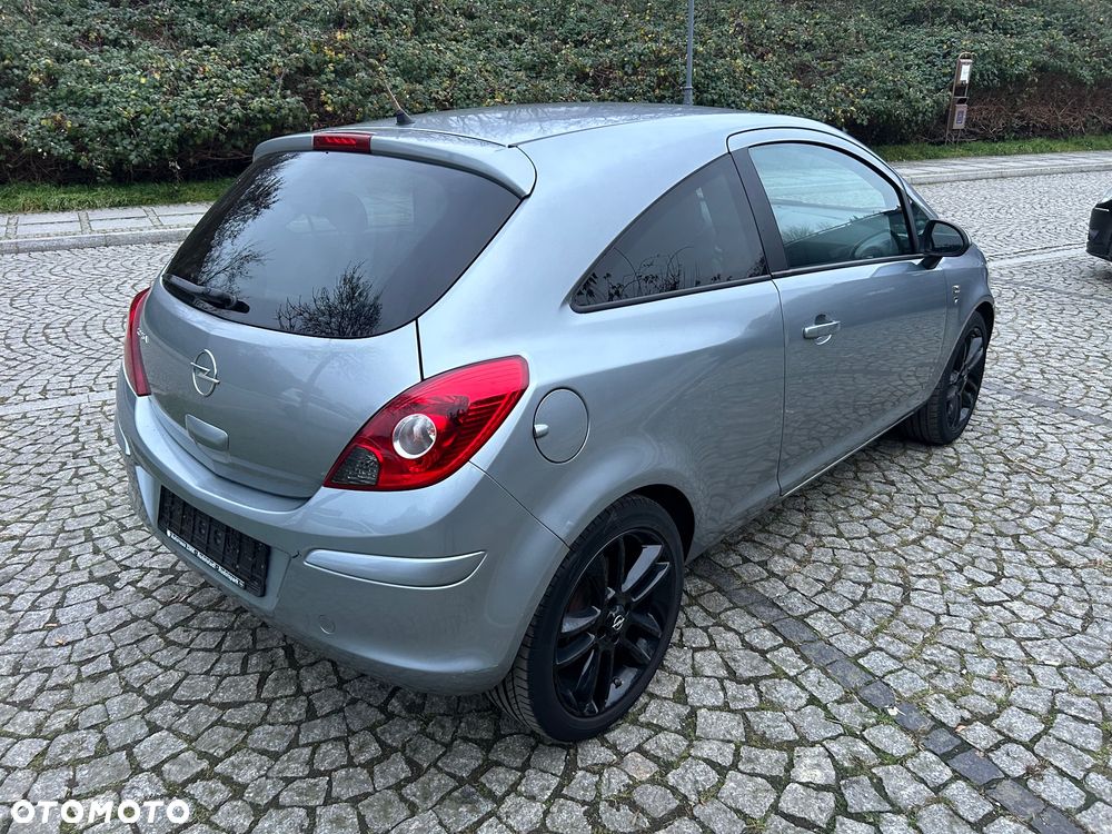 Opel Corsa 1.4 16V Edition 111 Jahre - 2