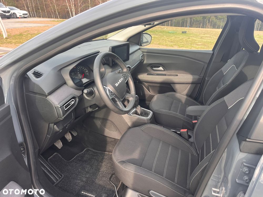Dacia Sandero TCe 90 Essential - 10