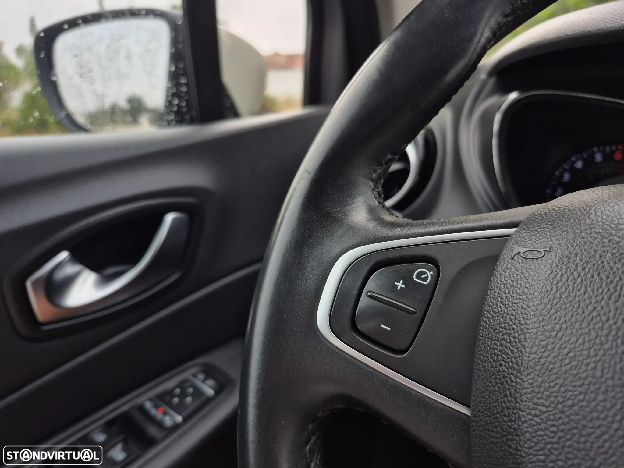 Renault Captur 0.9 TCE Exclusive - 21