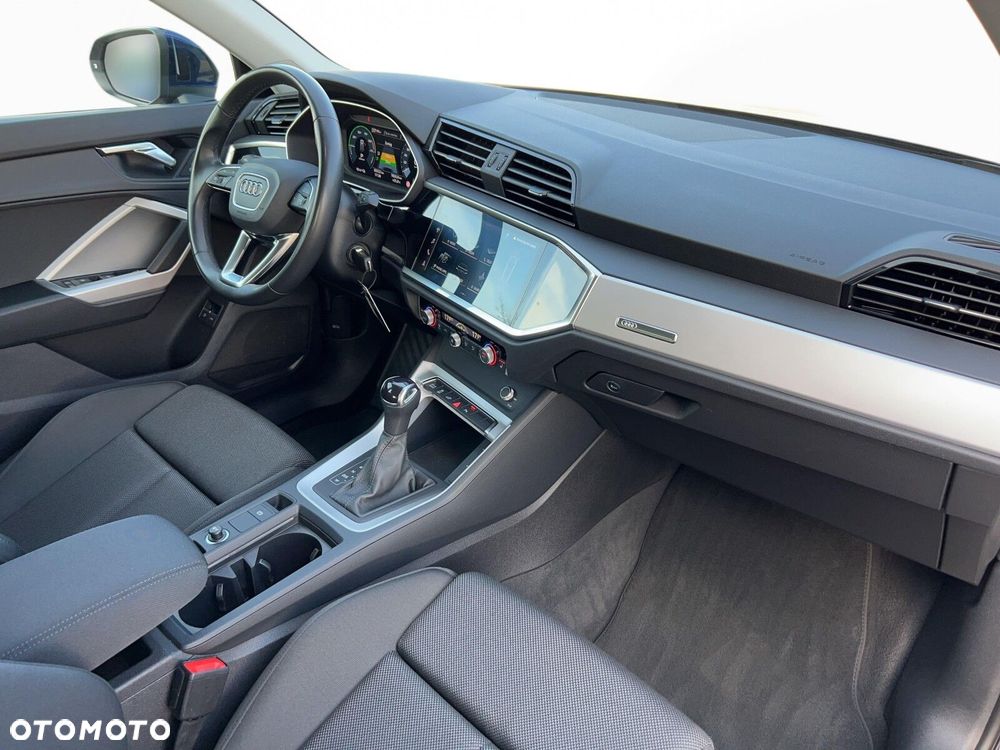 Audi Q3 - 19