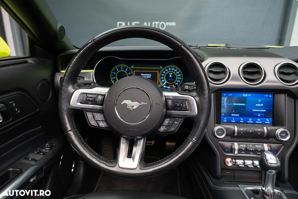 Ford Mustang - 22