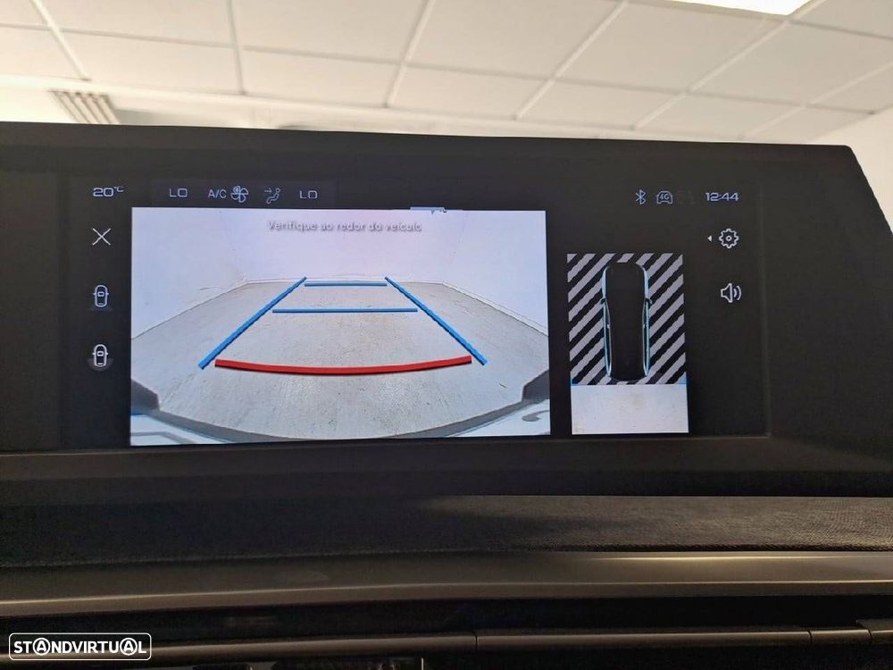 Peugeot 5008 1.2 Hybrid Allure e-DCS6 - 26