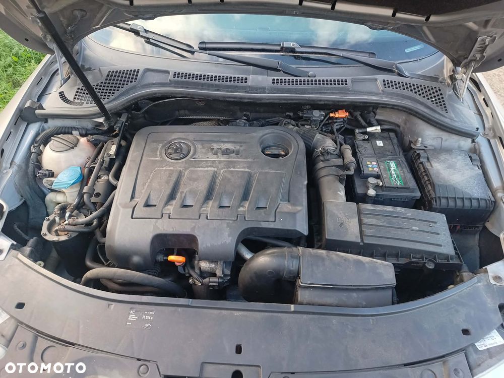 Skoda Superb 2.0 TDI Ambition - 8