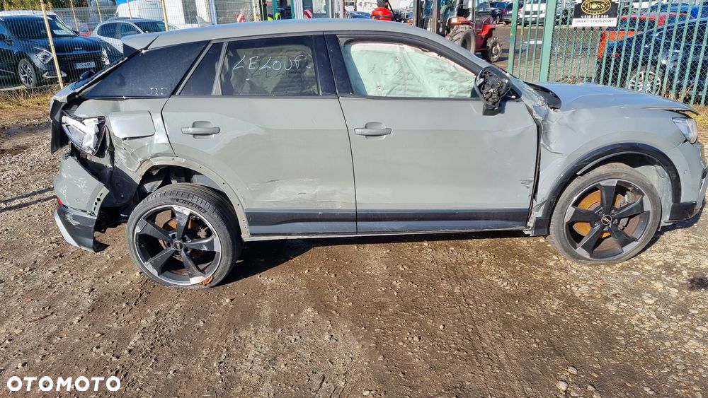 Audi Q2 2.0 TDI Quattro S tronic sport - 4