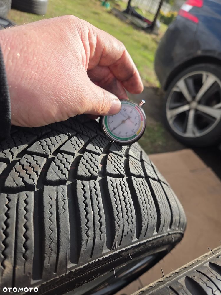 Felgi koła zimowe VW Golf VIII 8 18 Cali Bergamo 225/40R18 92V AO 5H0601025M 7.5Jx18H2 ET 51 5H0601025AB DOT 2223 2023 Rok - 23