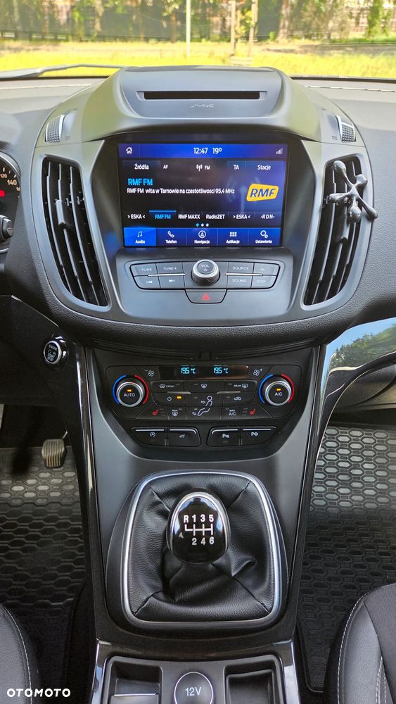 Ford Kuga 1.5 EcoBoost FWD Titanium - 11