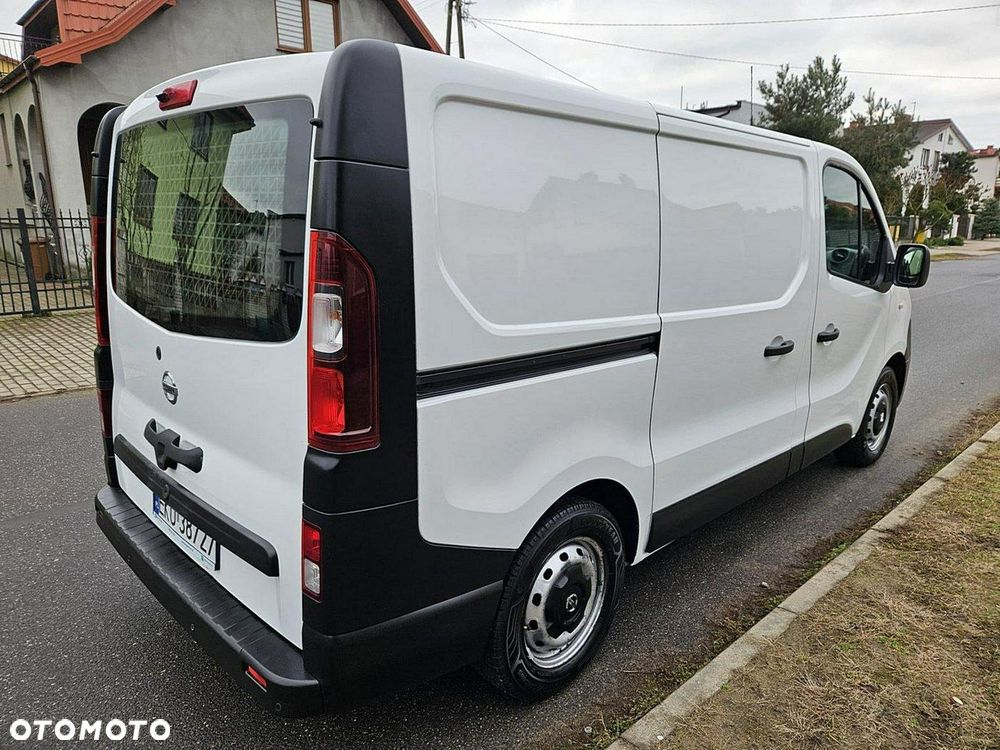 Nissan NV300 - 4