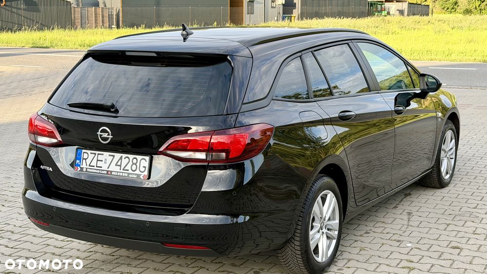 Opel Astra 1.4 Turbo Innovation - 22