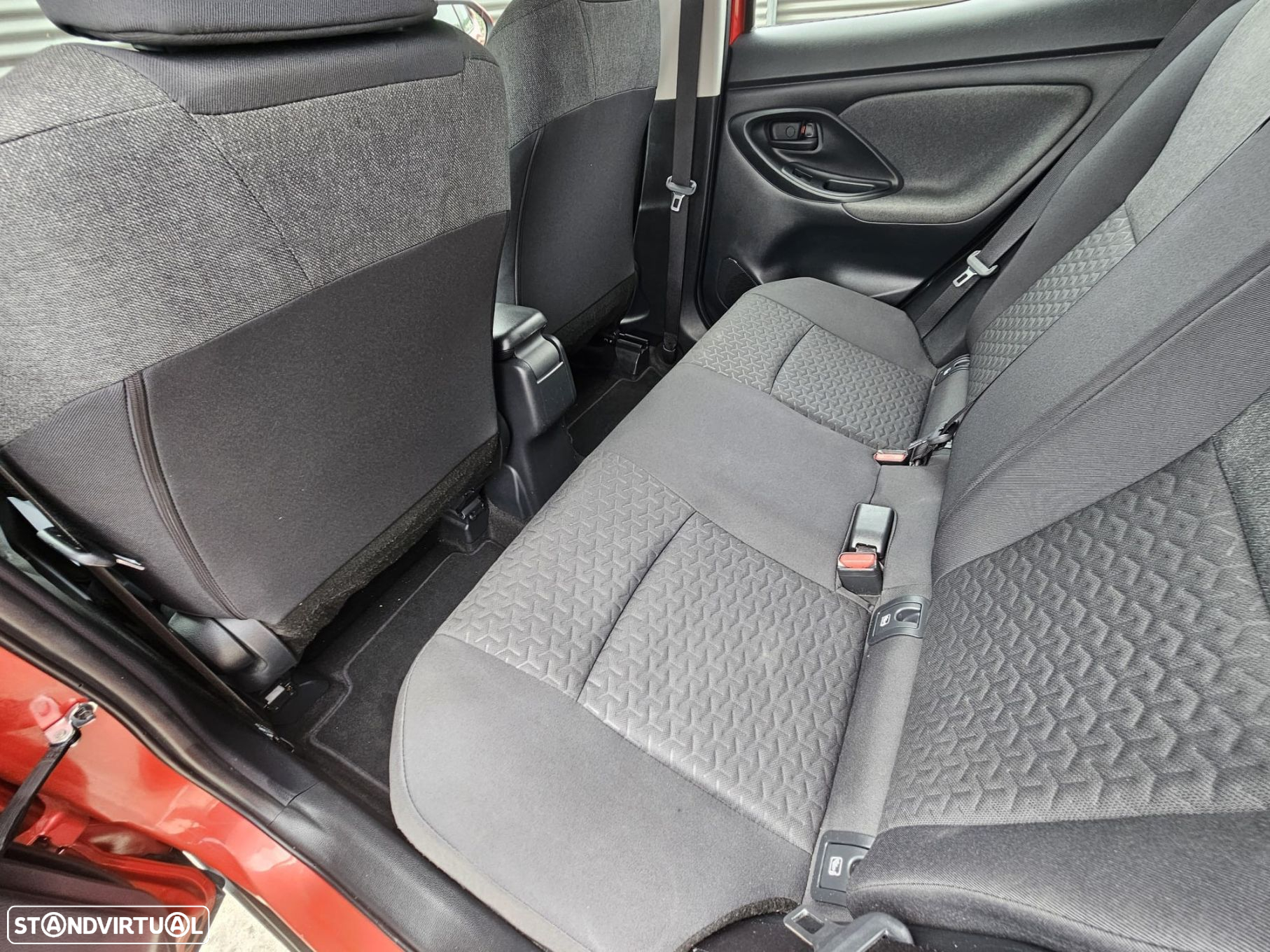 Toyota Yaris Cross 1.5 HDF Comfort Plus - 21