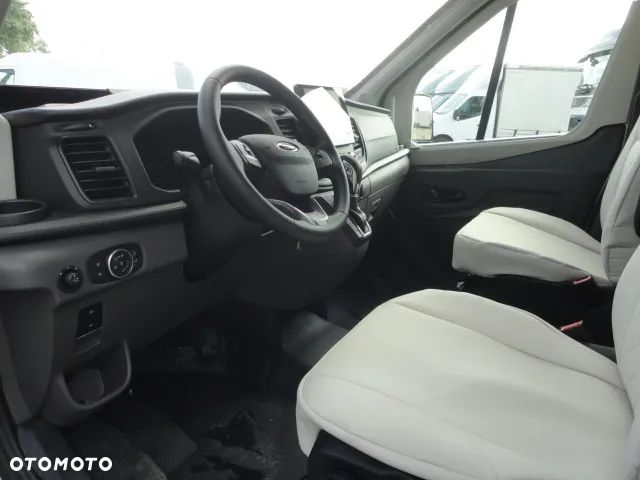 Ford Itineo PS 700 - 13