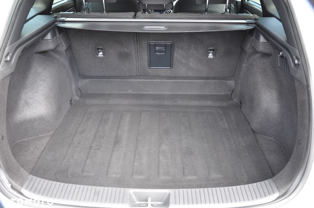 Hyundai i30 1.6 CRDI DCT EDITION 30+ - 26