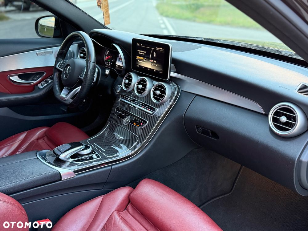 Mercedes-Benz Klasa C 250 d 4Matic 9G-TRONIC AMG Line - 37