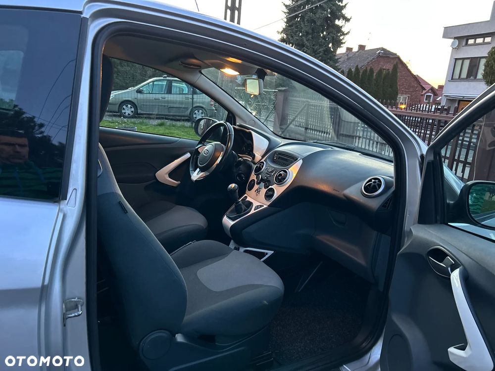 Ford KA 1.2 Titanium (air4) - 6