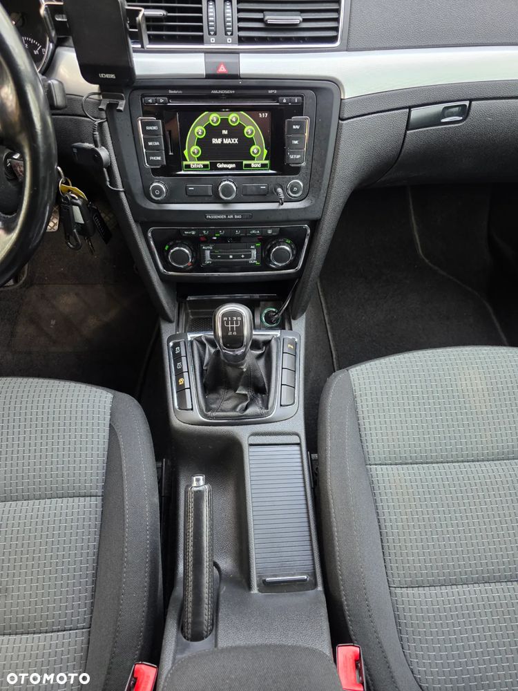 Skoda Superb Combi 1.6 TDI Green tec Ambition - 38