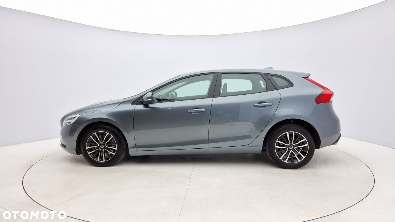 Volvo V40 - 2
