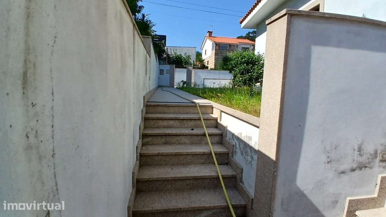 Moradia T3 Moderna  em Airães, Felgueiras. - Grande imagem: 5/18