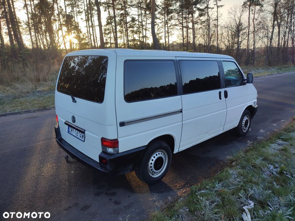 Volkswagen Transporter - 4