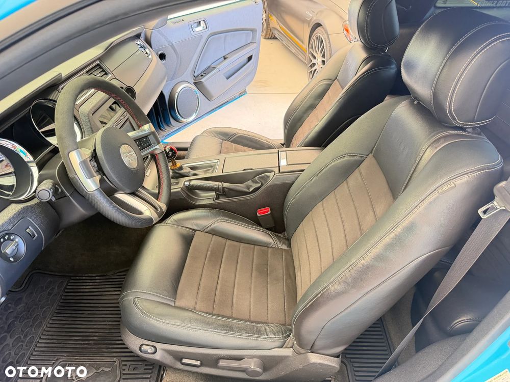 Ford Mustang 5.0 V8 GT - 7
