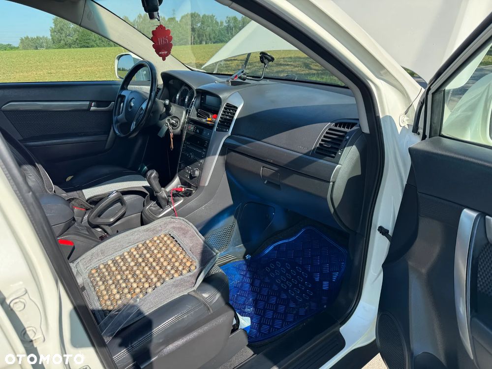 Chevrolet Captiva - 15